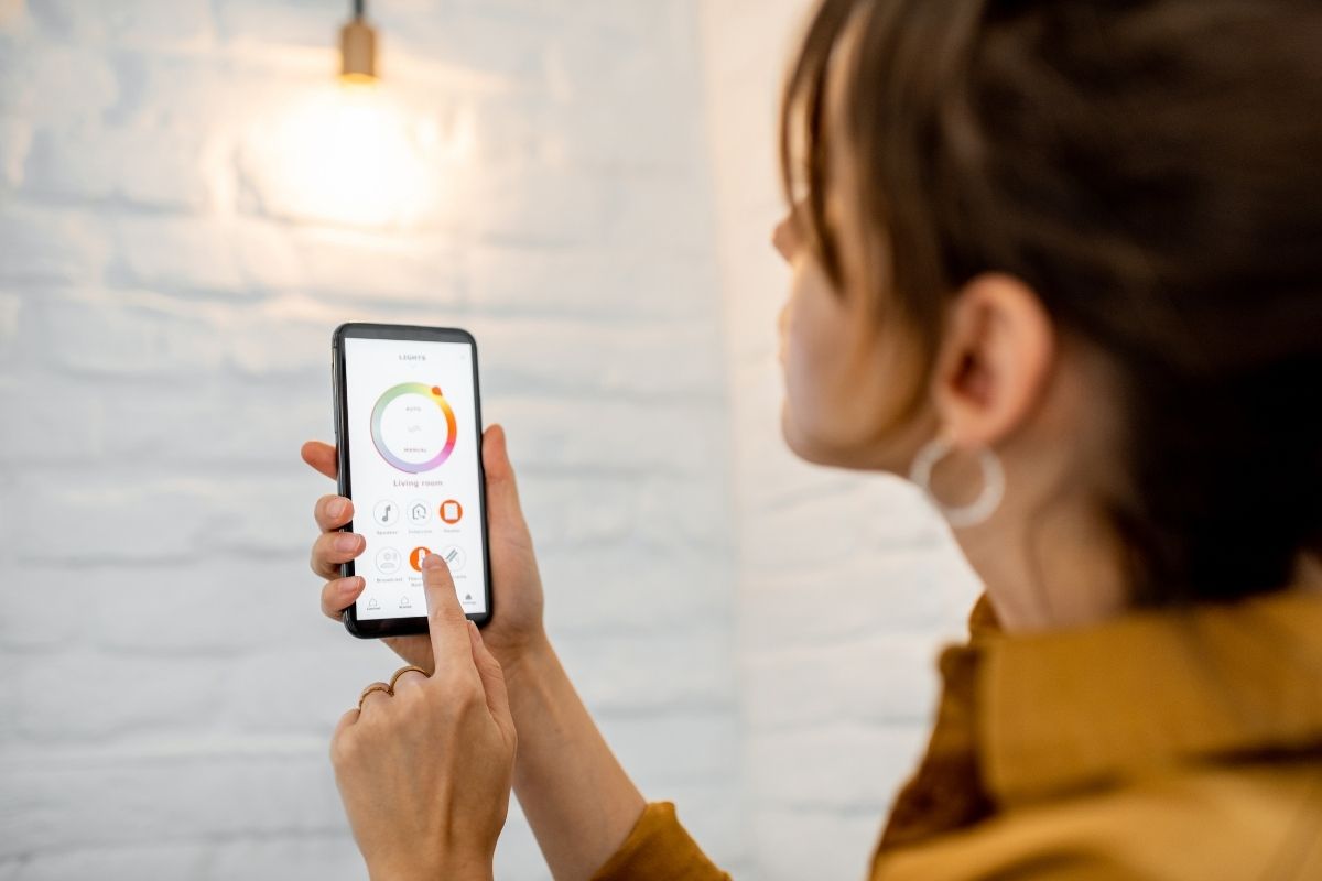 Smart Lighting Strategies for Improved Sleep